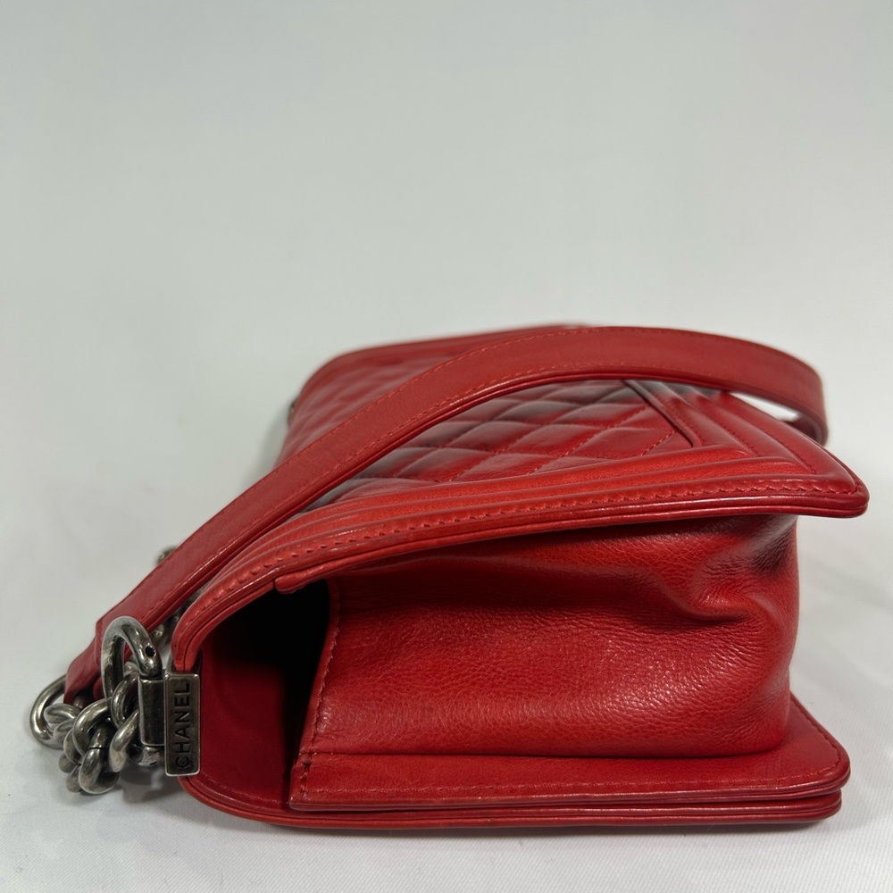 Chanel Boy Bag Size S Cherry Red - Picture 10 of 12